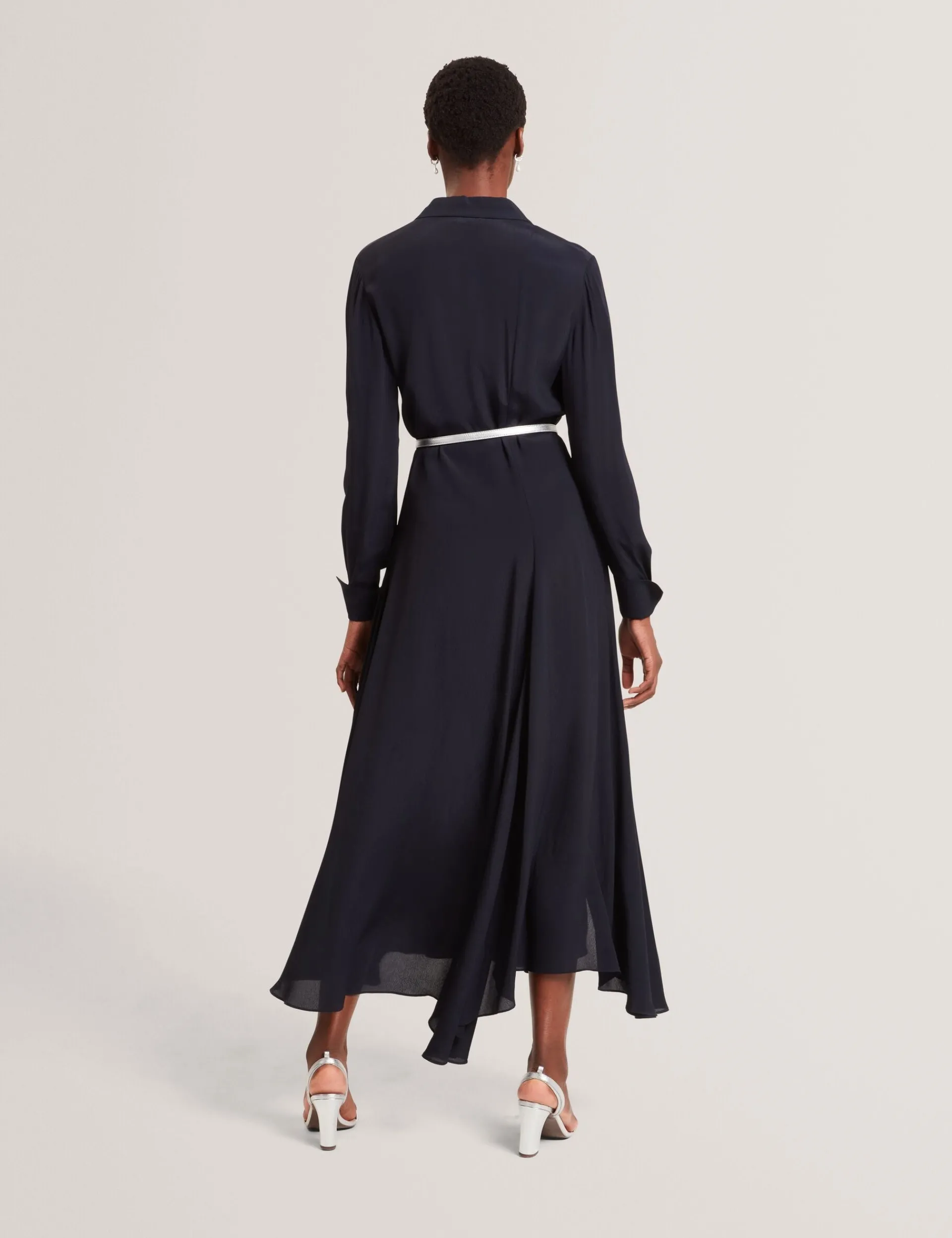 New Lobster Limited Kleider|Luftiger Blues Bearbeiten<Asymmetrisches Crêpe-Midi-Hemdkleid