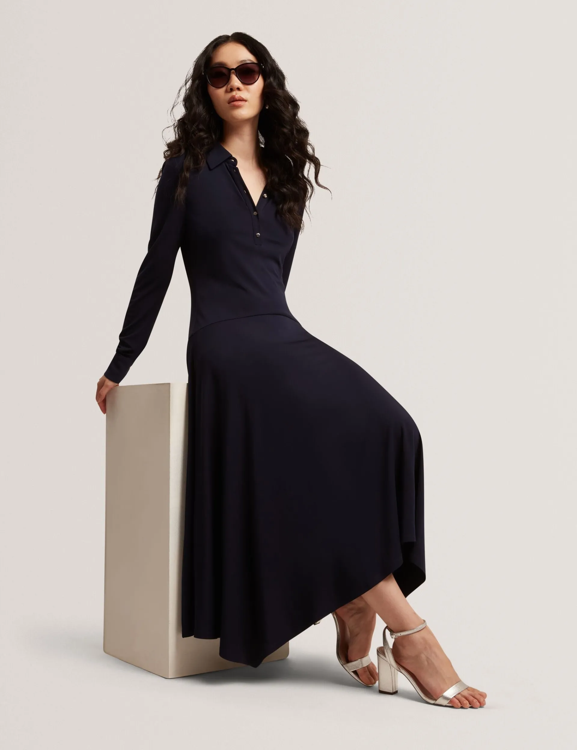 New Lobster Limited Luftiger Blues Bearbeiten|Kleider<Asymmetrisches Jersey-Midi-Hemdkleid
