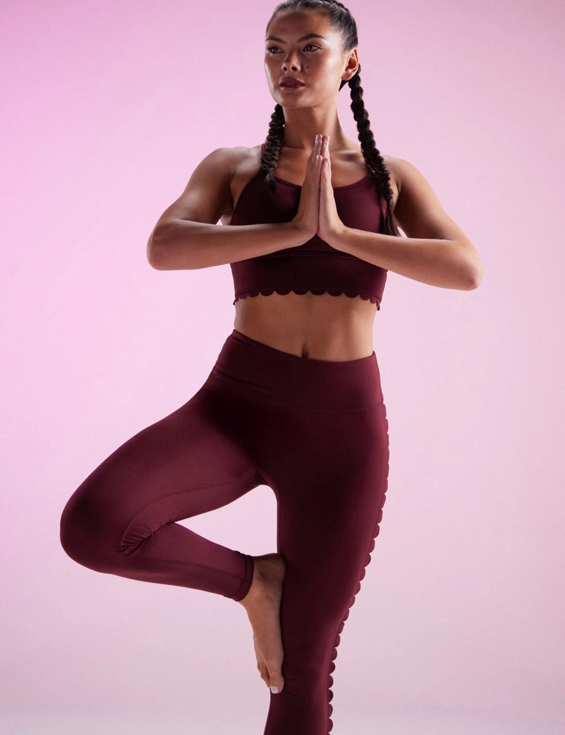 Licensee Batra Group Sportbekleidung<Bequeme Stretch-Yoga-Leggings mit Muschelsaum