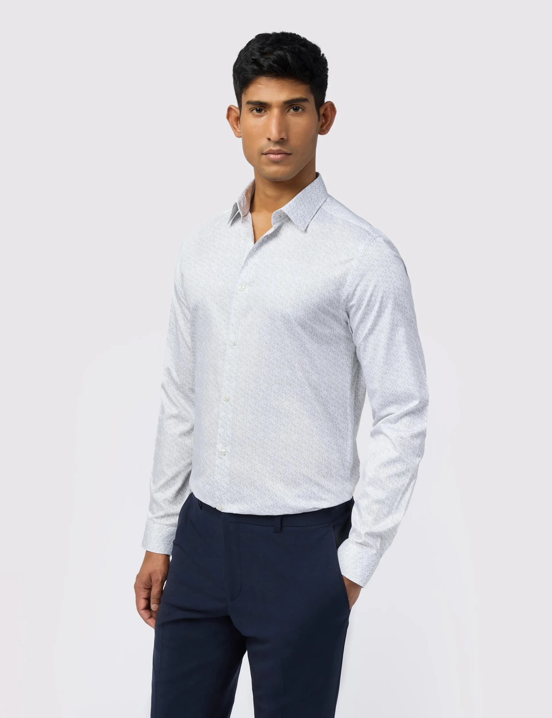 Licensee Baird Group Shirts|Arbeitskleidung<Hemd aus Stretch-Baumwolle mit dezentem Blumenmuster