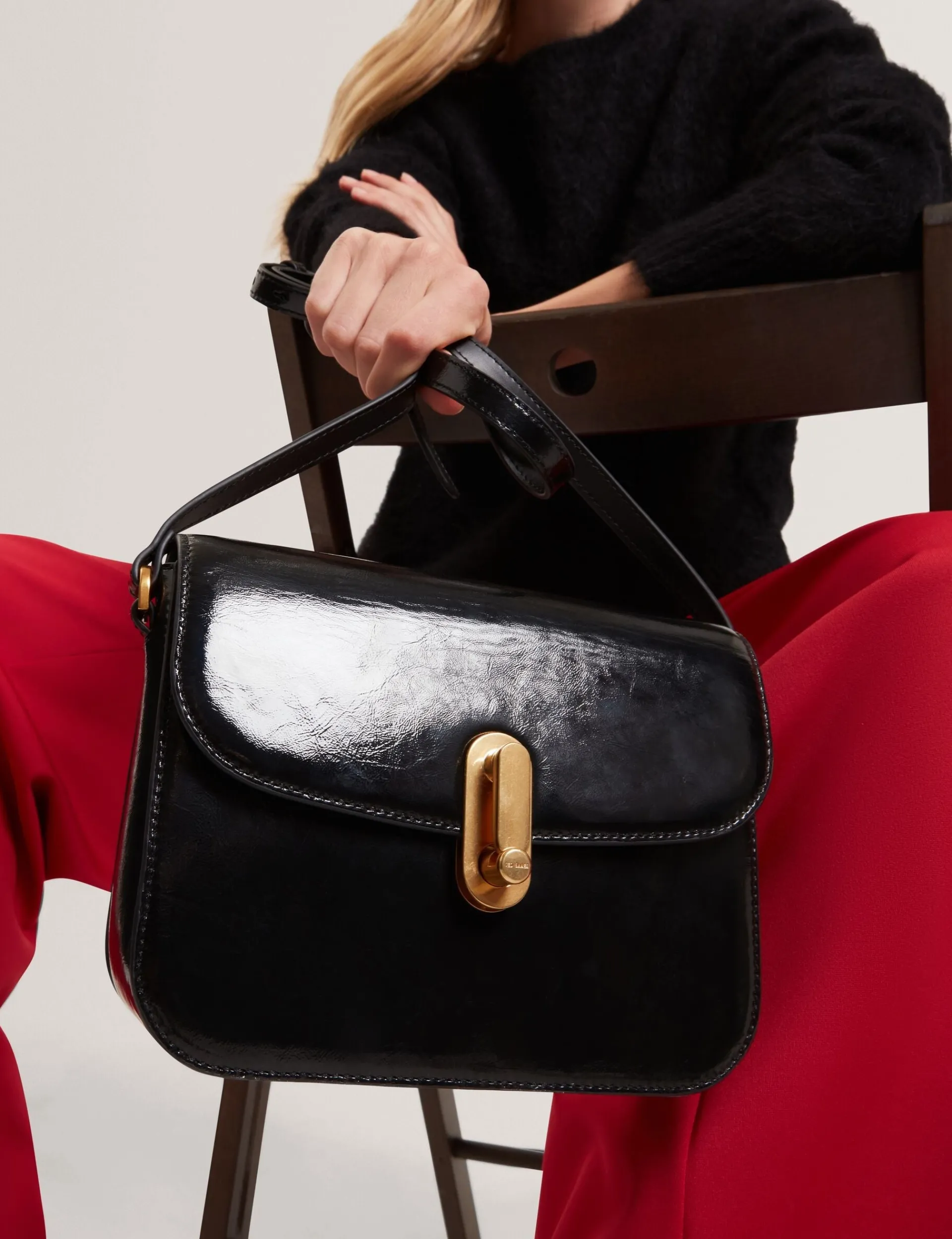 New Lobster Limited Umhängetaschen<Henkeltasche aus geknittertem Leder mit Drehverschluss