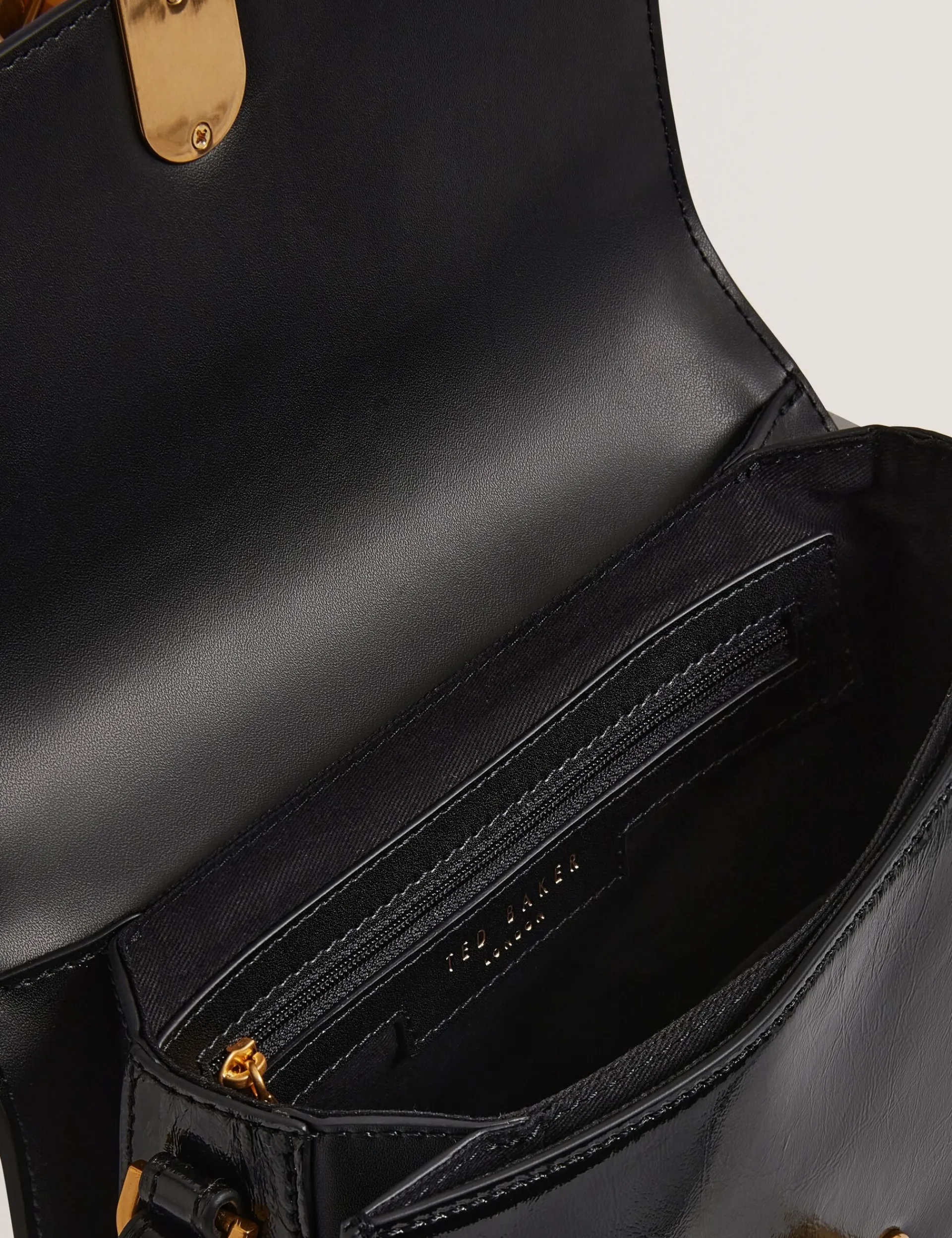New Lobster Limited Umhängetaschen<Henkeltasche aus geknittertem Leder mit Drehverschluss