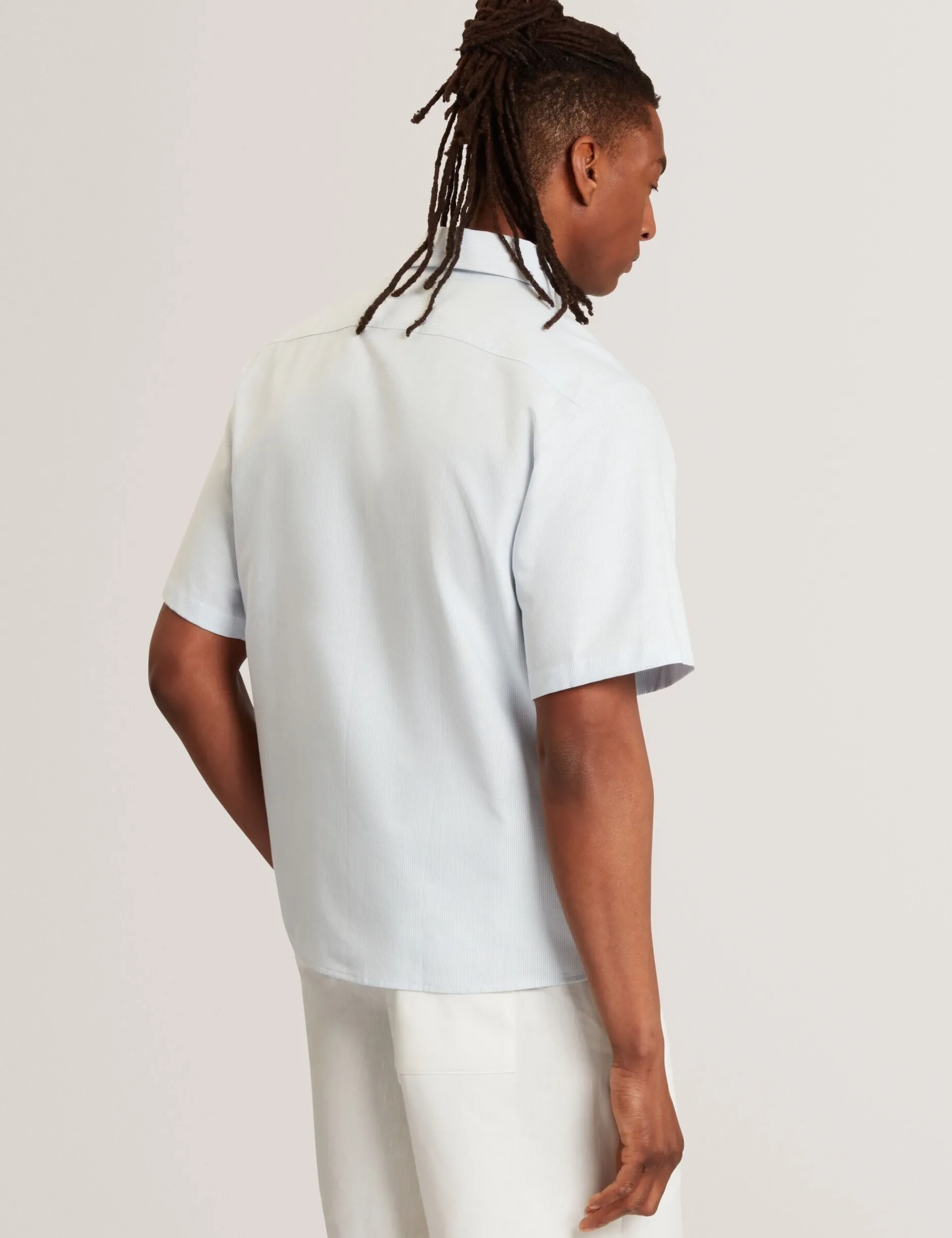 New Lobster Limited Breezy Blues Bearbeiten|Shirts<Kurzarmhemd mit Nadelstreifen und besticktem Saum