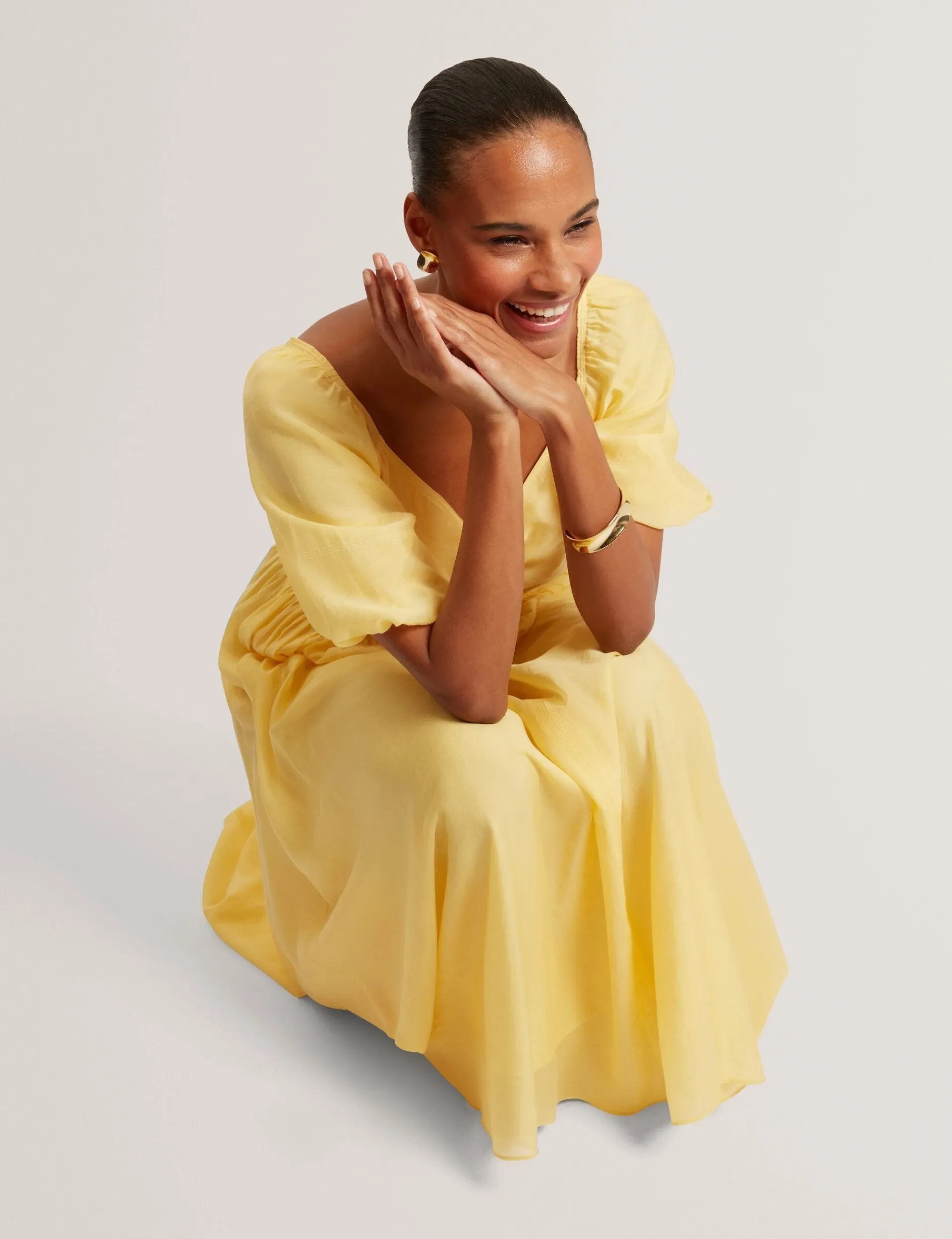 New Lobster Limited Kleider|Golden Hour<Midikleid aus Webstoff mit Puffärmeln und V-Ausschnitt