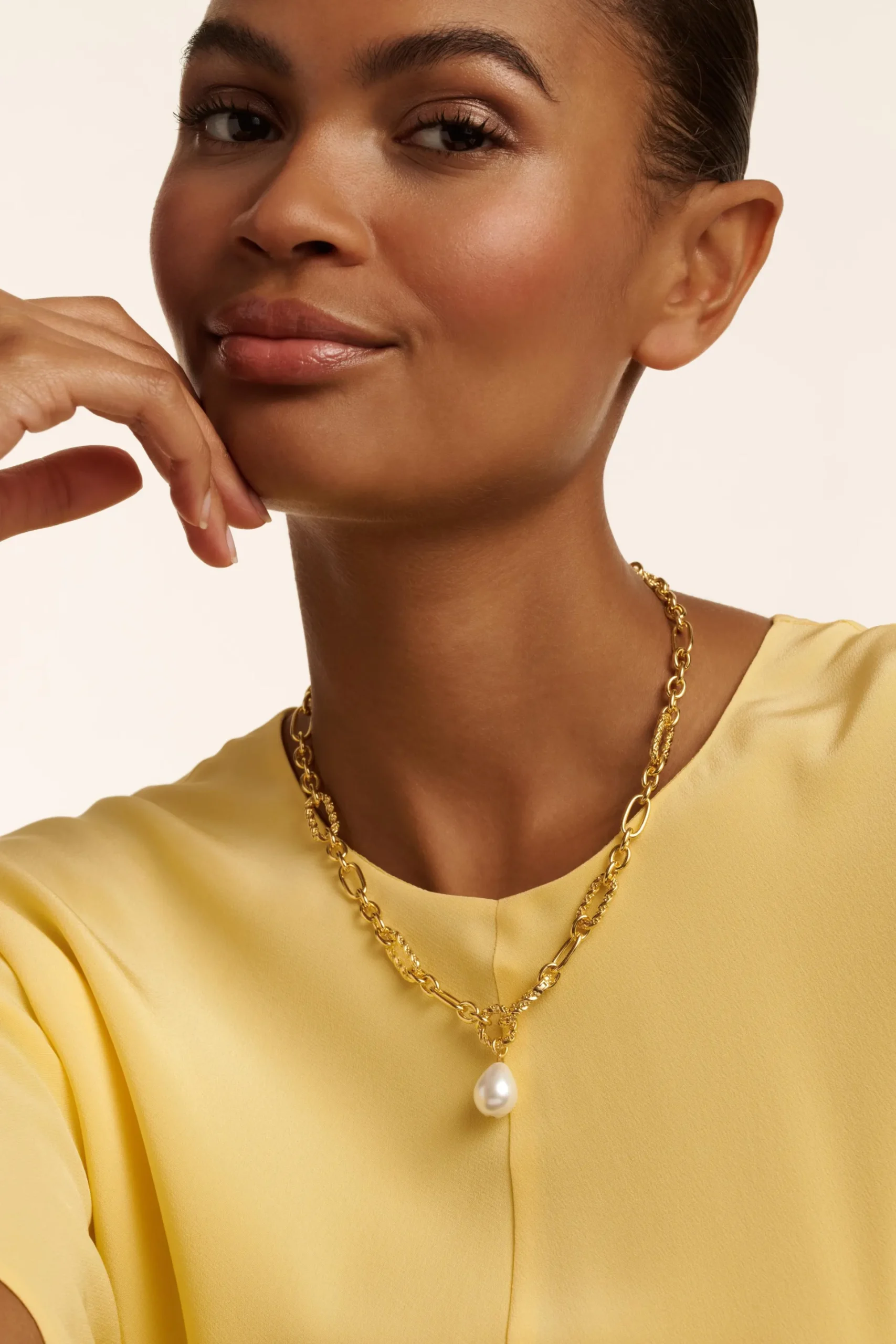 Damen Licensee Simon Harrison Golden Hour|Sämtliches Zubehör<Perlenanhänger mit gedrehter Kette