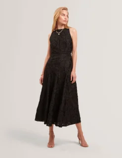 New Lobster Limited Die Hochzeitsredaktion|Der Weihnachtsladen<Ärmelloses Midikleid mit strukturierter Rosenstickerei