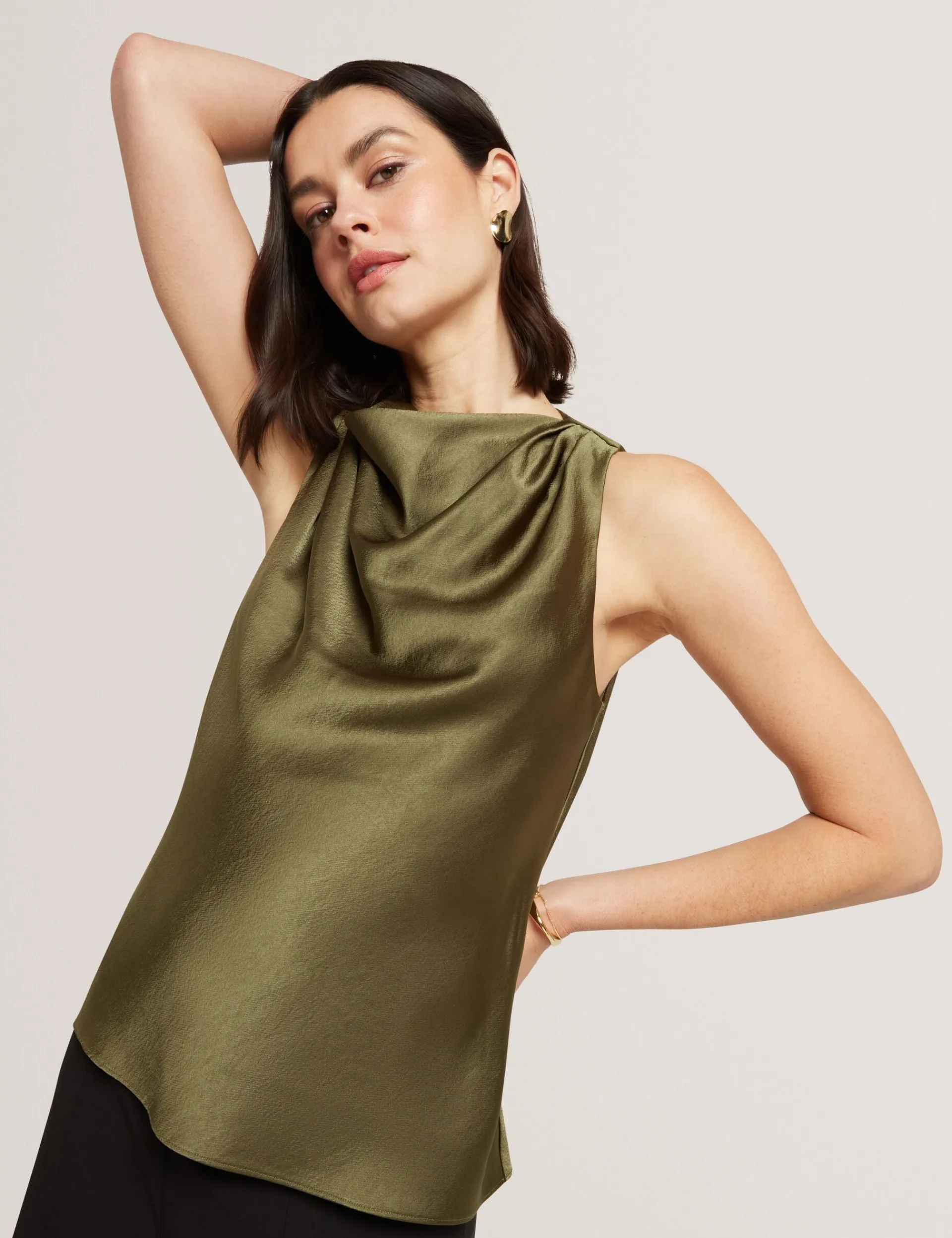 New Lobster Limited Oberteile & Blusen|Die Satin-Kollektion<Ärmelloses Top aus Satin mit Wasserfallausschnitt