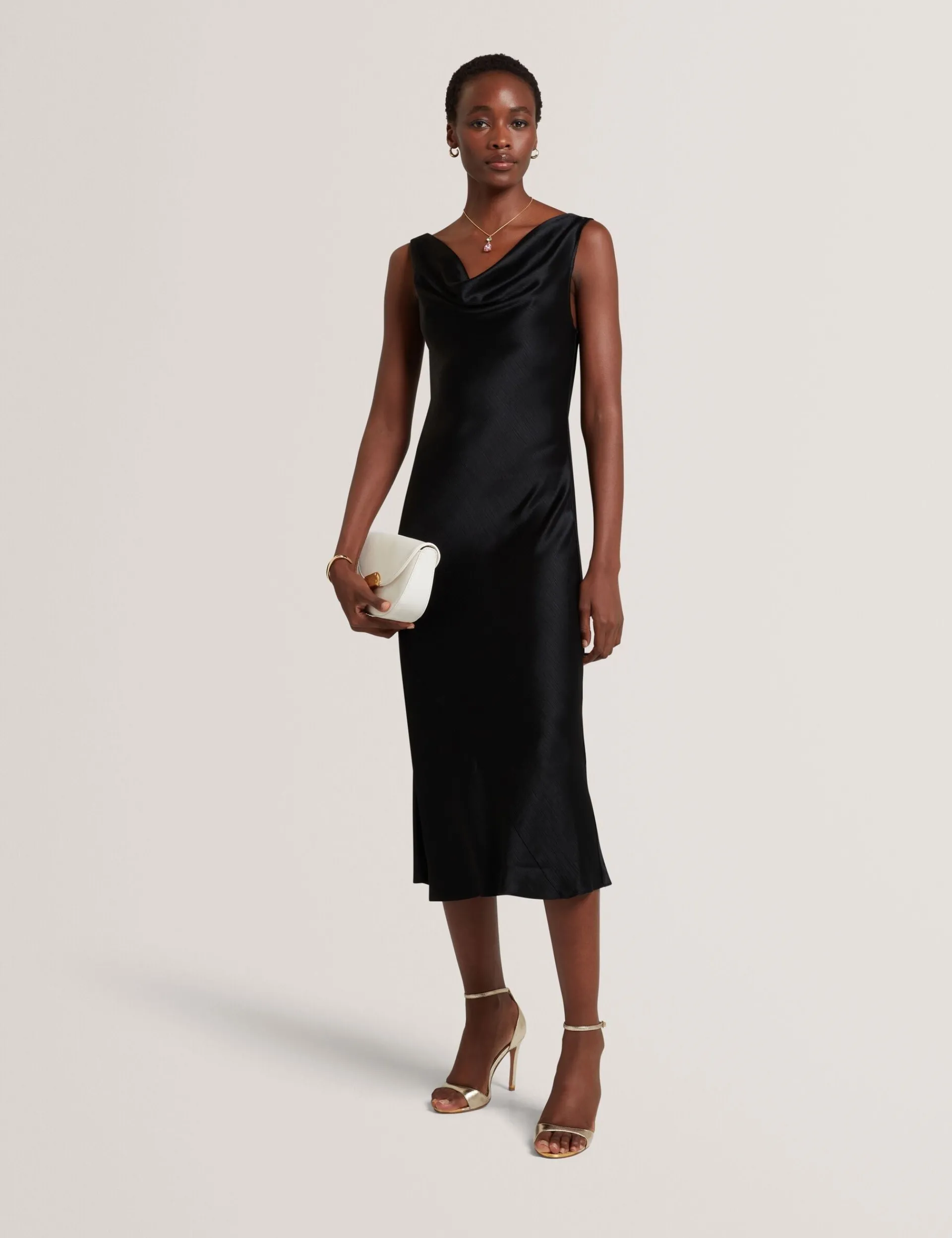 New Lobster Limited Die Hochzeitsredaktion|Golden Hour<Satin Midi-Kleid mit Wasserfallausschnitt