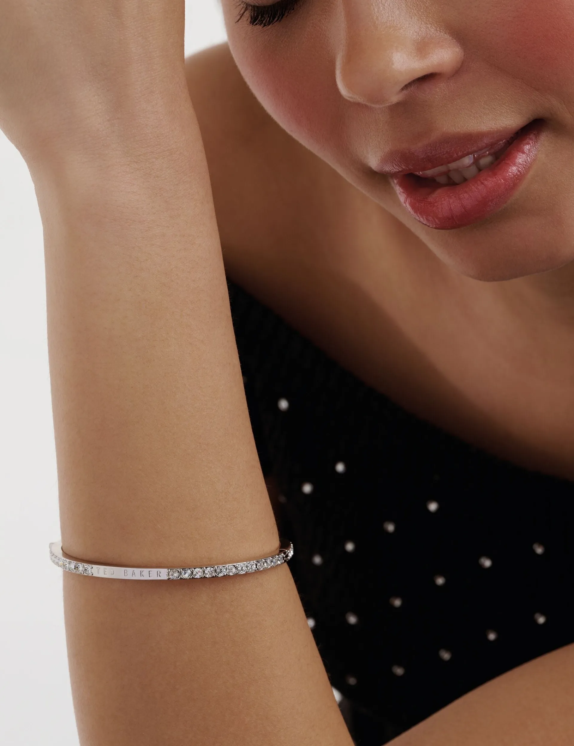 Damen Licensee Simon Harrison Luxusgeschenke Für Damen|Sämtliches Zubehör<Schmale, kristallglitzernde Armreif