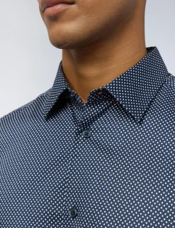 Licensee Baird Group Breezy Blues Bearbeiten|Shirts<Schmal geschnittenes Hemd aus Satin mit Rautenmuster in blau
