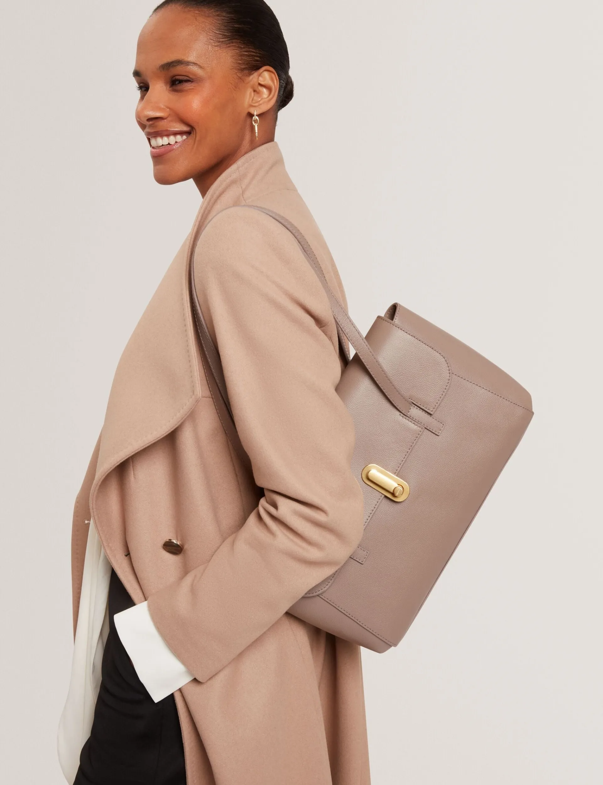 New Lobster Limited Schultertaschen|Arbeitskleidung<Schultertasche aus Leder mit Drehverschluss im Baguette-Stil