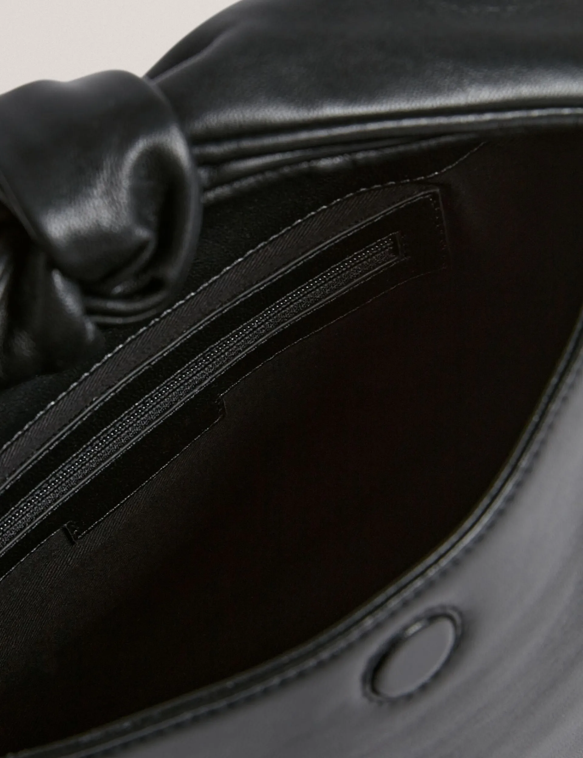 New Lobster Limited Schultertaschen<Schultertasche aus weichem Leder mit Schleife und Knoten