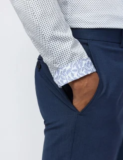 Licensee Baird Group Shirts|Arbeitskleidung<Slim-Fit-Hemd aus Satin mit Mikro-Diamant-Print