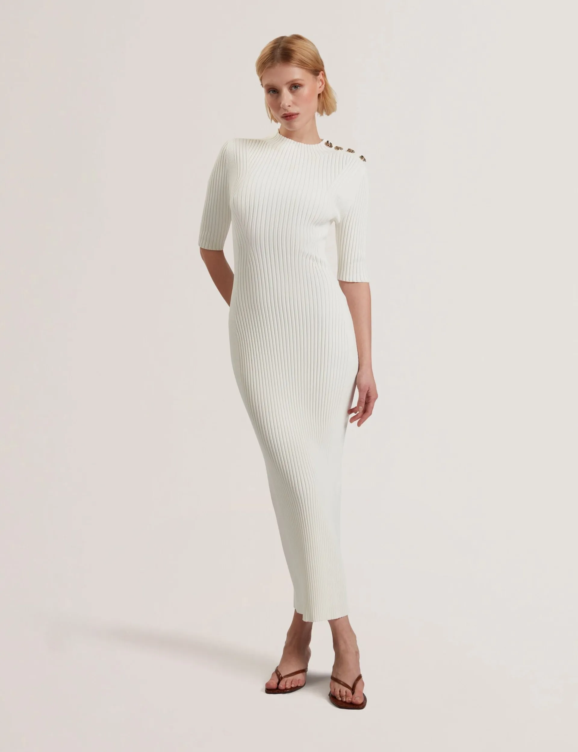 New Lobster Limited Kleider|Arbeitskleidung<Strickkleid mit Rosenknopf, figurbetont, Midi-Länge