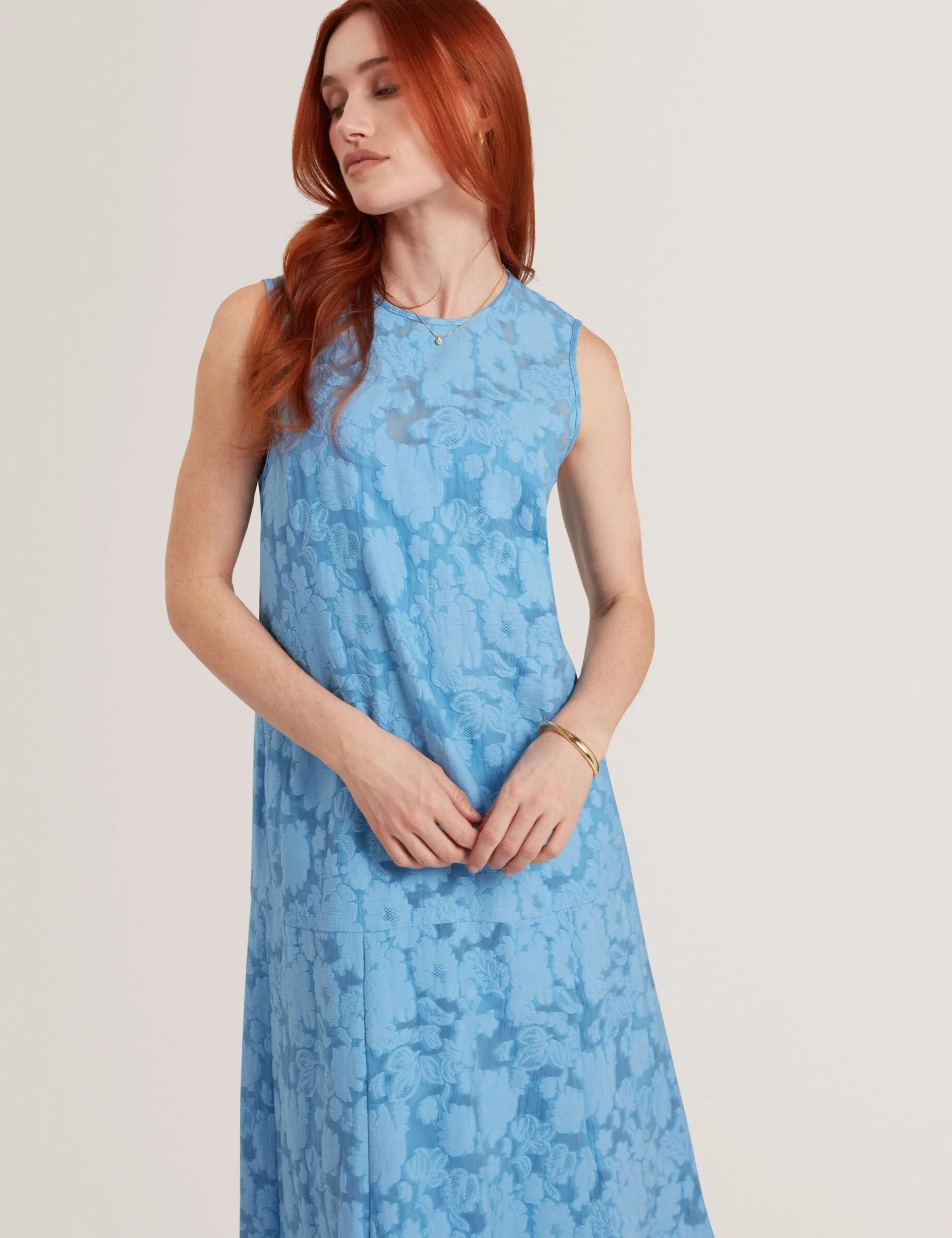 New Lobster Limited Festliche Kleidung|Die Hochzeitsredaktion<Strukturiertes, ärmelloses Midikleid mit tiefer Taille