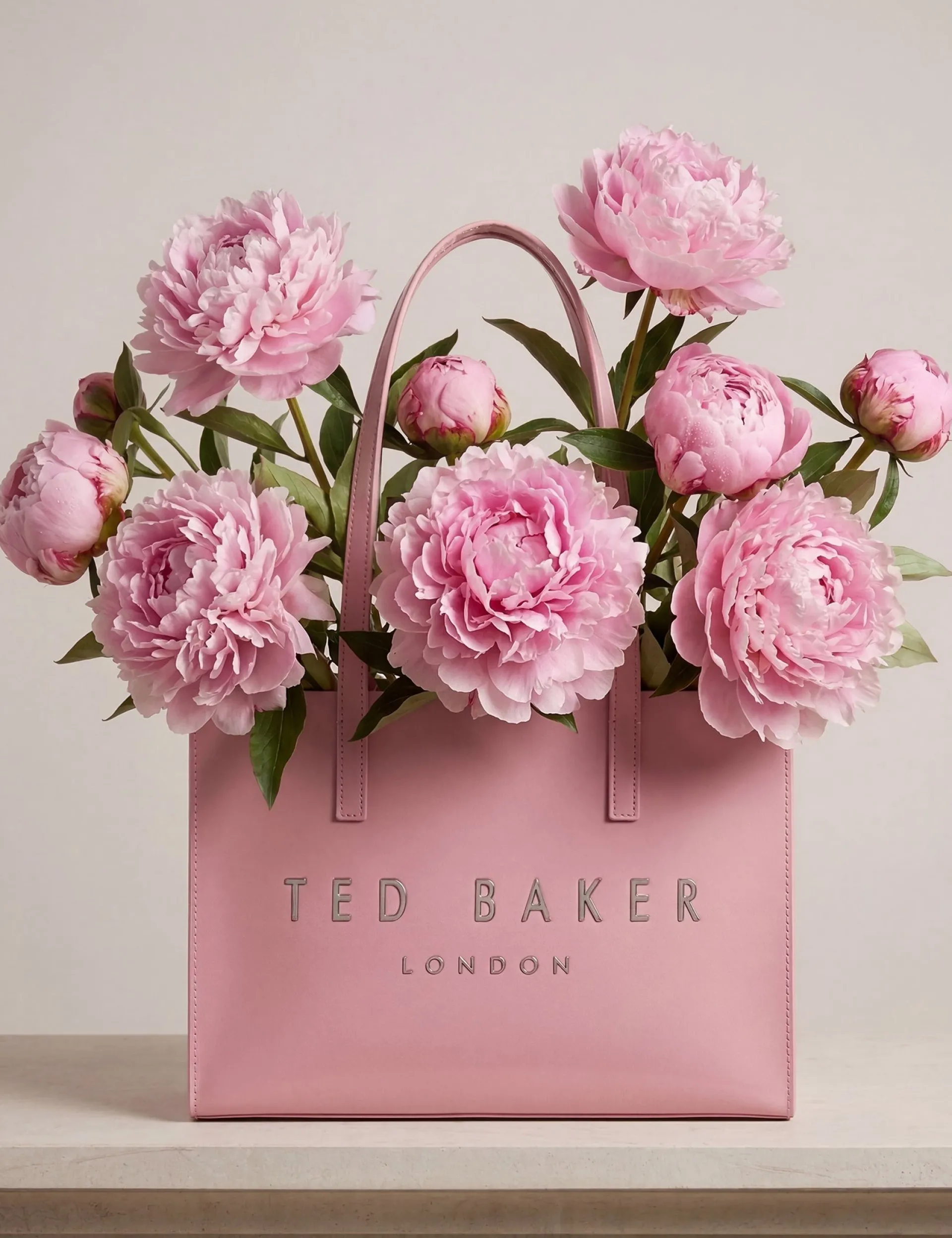New Lobster Limited Tragetaschen|Icon & Signature Taschen<Tragetasche aus geknittertem PU in länglicher Icon-Form
