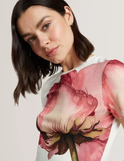 New Lobster Limited Oberteile & Blusen|Neue Frühlingsblumen<T-Shirt mit Blumenmuster, weicher Haptik, tailliert